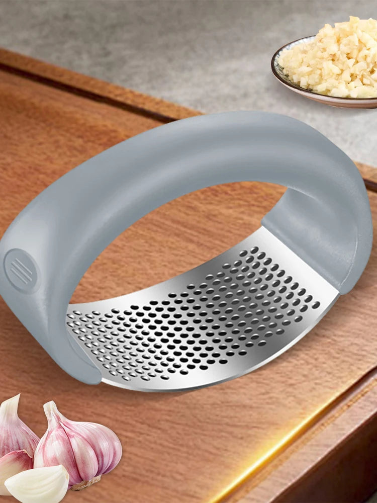 Stainless Steel Garlic Masher – Manual Garlic Chopper and Press for Effortless Kitchen Prep