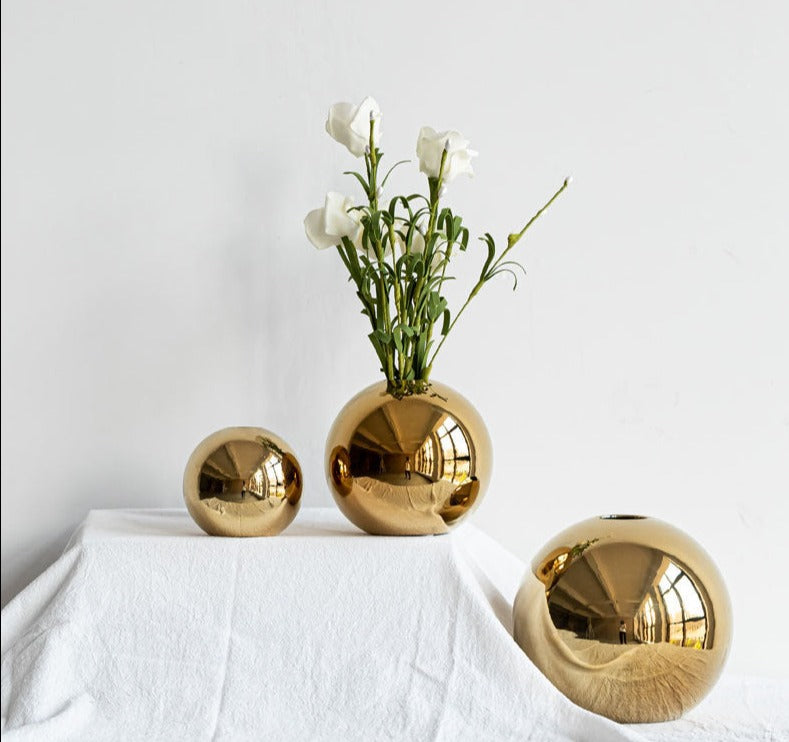 Golden Ball Ceramic Vase-0-the Housite UK